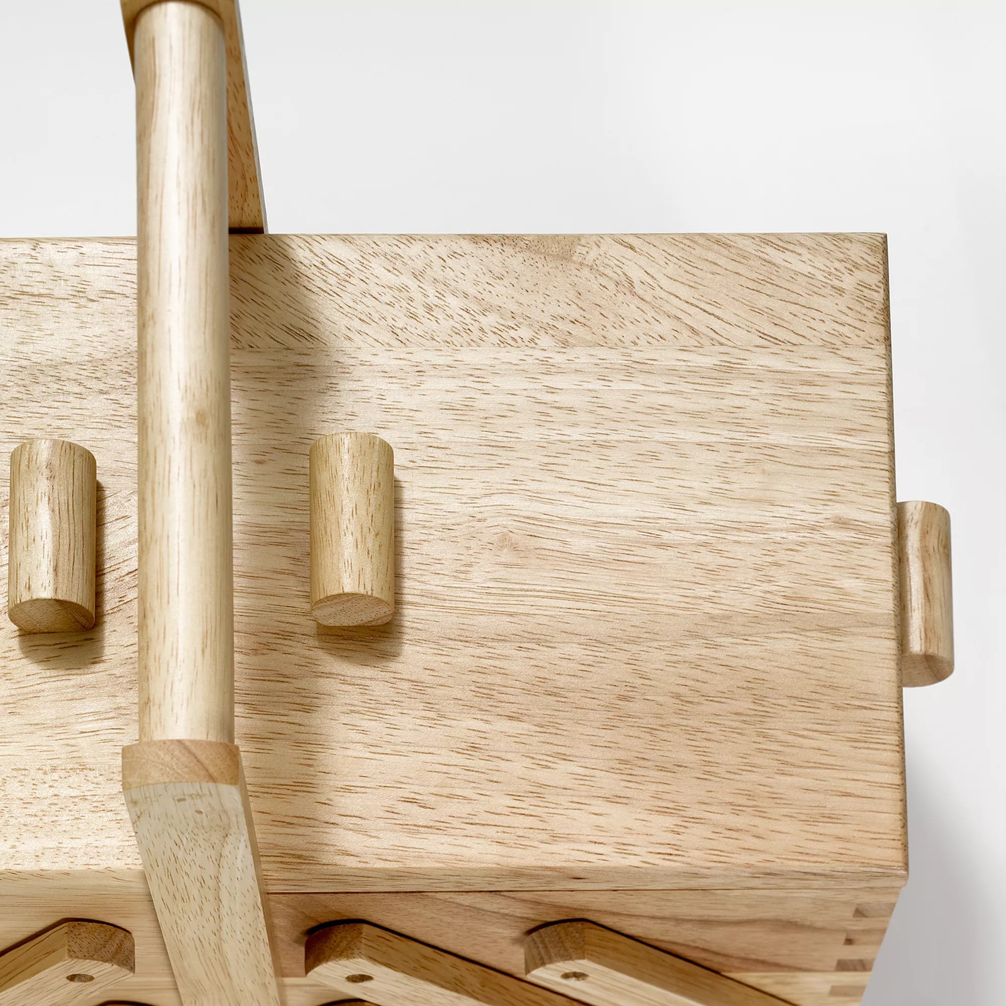Sewing box in light wood, L
