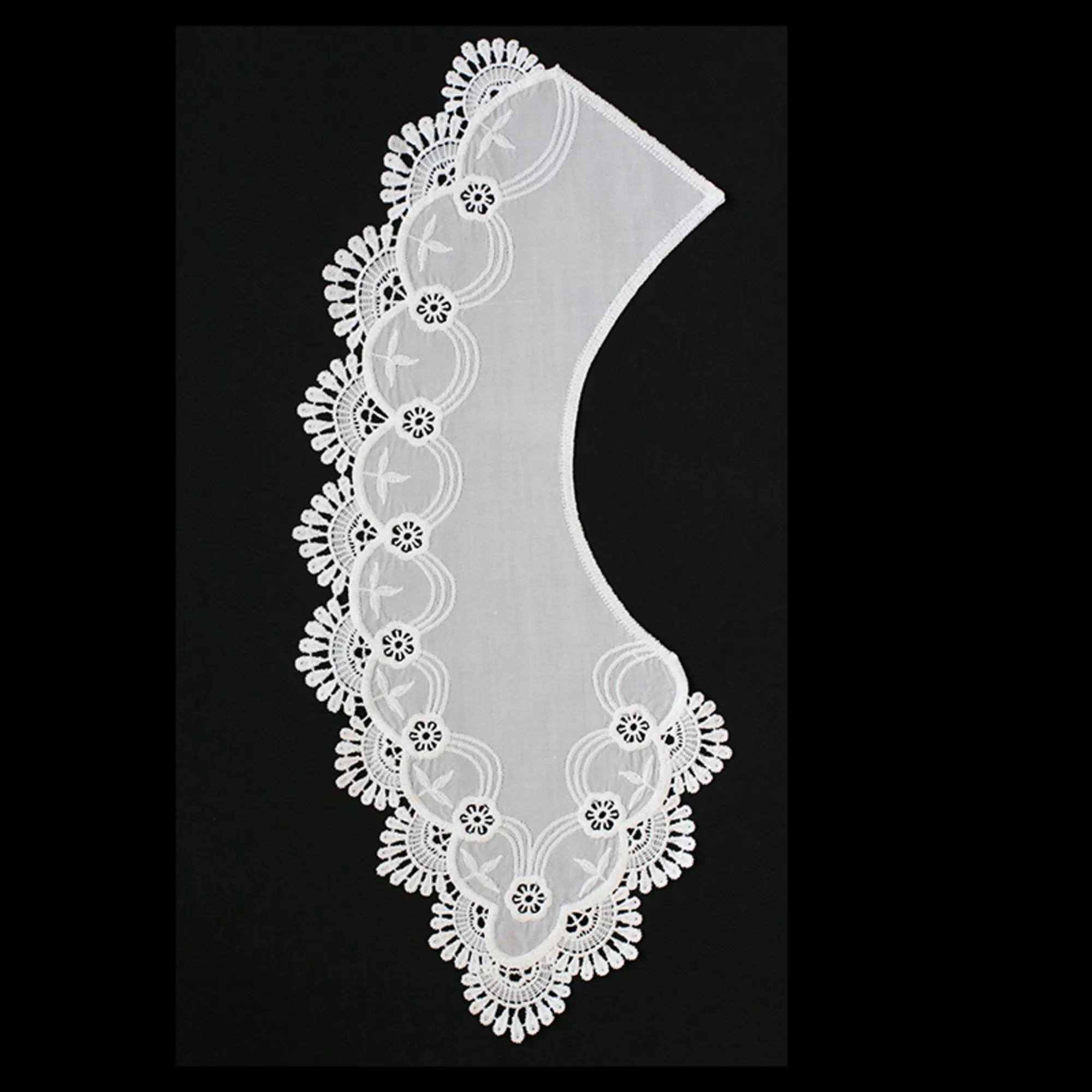 Cuello bordado, 430mm, blanco