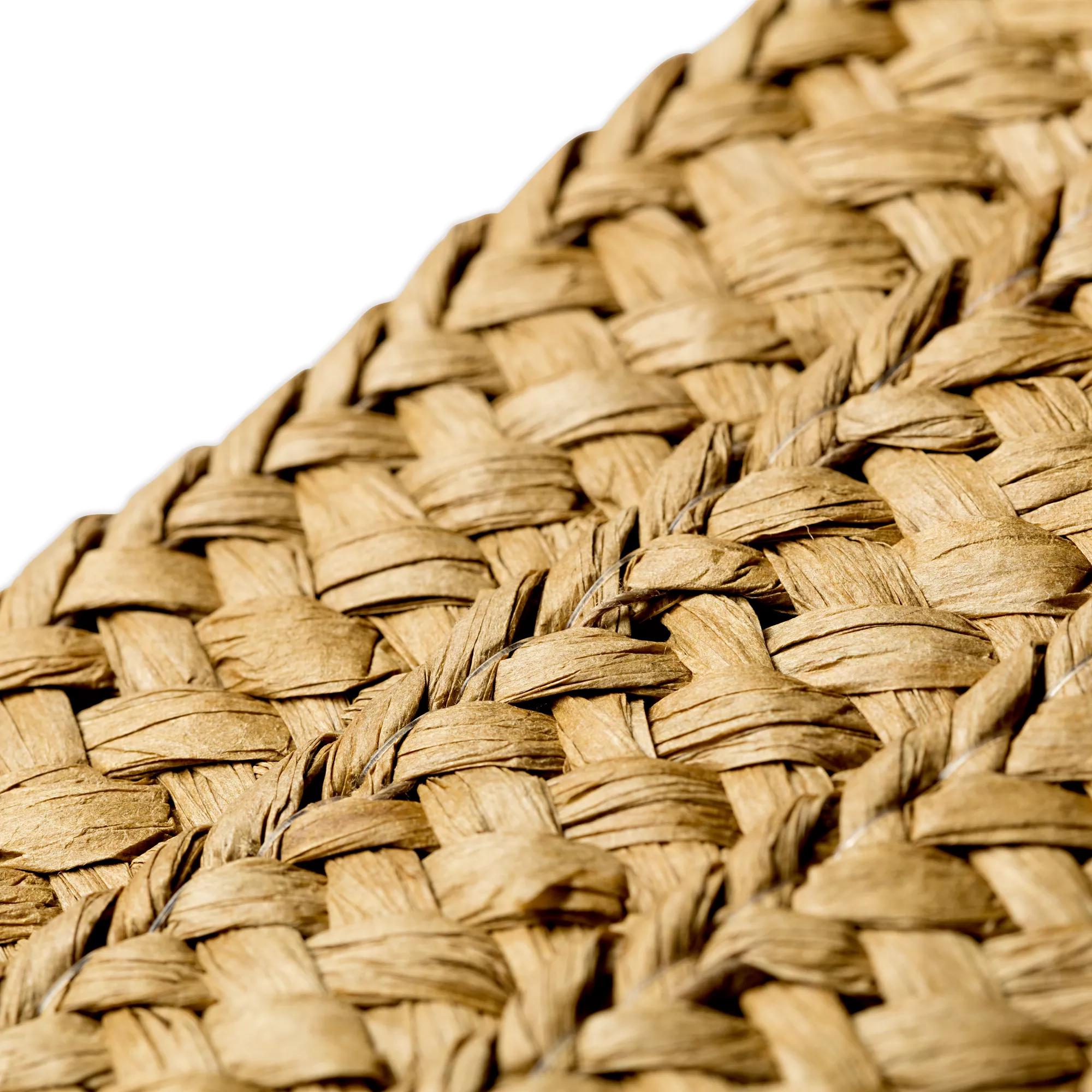 Bag bottoms in straw