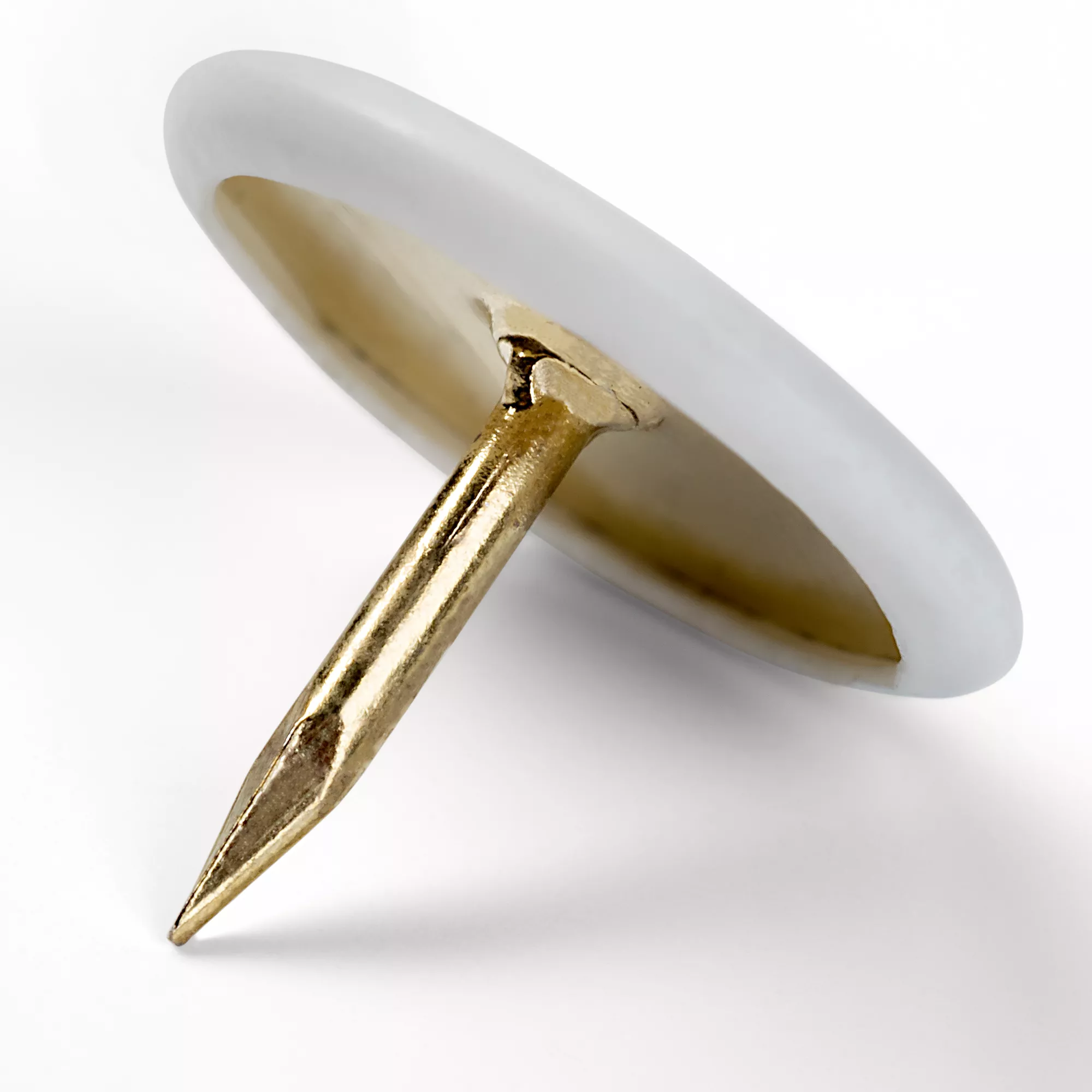 Drawing pins, gold or white